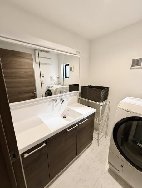 �_�ސ쌧���l�s�ߌ���k����2���ڂ̒��È�ˌ��Ă̐��ʑ�E���ʏ�