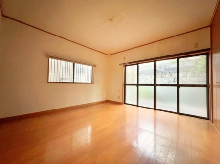 �_�ސ쌧���l�s�`���`��3���ڂ̒��È�ˌ��Ẵ��r���O