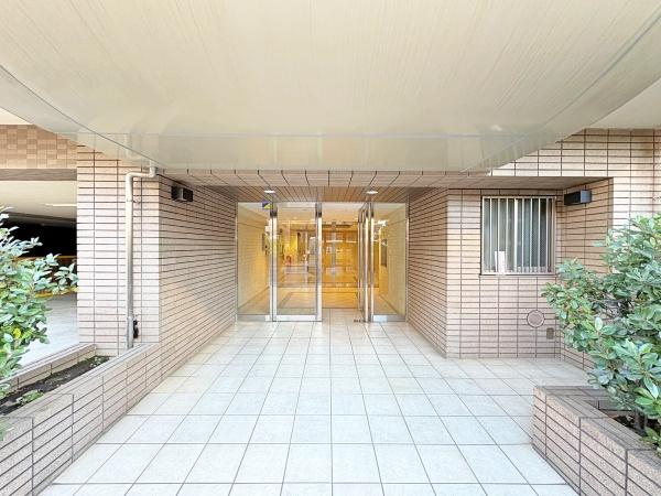 �_�ސ쌧���l�s�ߌ��撪�c��3���ڂ̒��Ã}���V�����̃G���g�����X