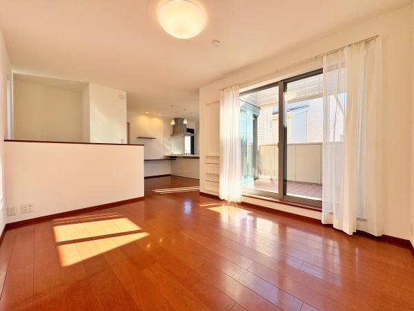 _ސ쌧sH1ڂ̒ÈˌẴrO