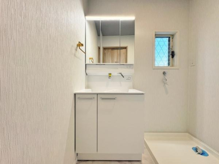 _ސ쌧sH1ڂ̒ÈˌĂ̐ʑEʏ