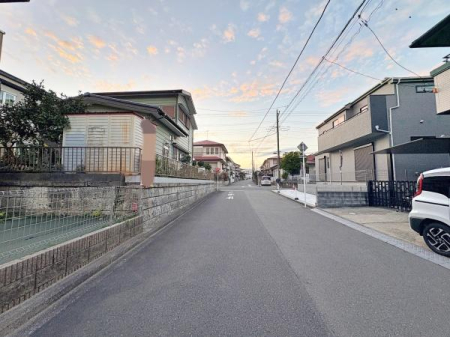 _ސ쌧s4ڂ̒ÈˌĂ̑OʓH܂ތnʐ^