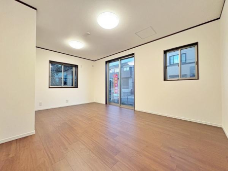 _ސ쌧s4ڂ̒ÈˌẴrO