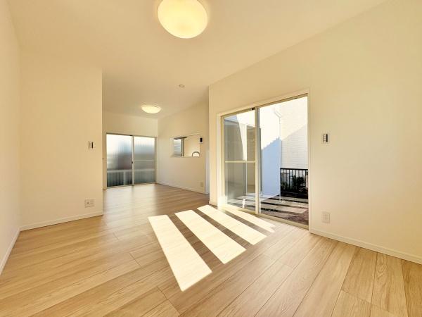 _ސ쌧sCݖk5ڂ̒ÈˌẴrO