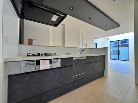 �_�ސ쌧�����s�[�J��5���ڂ̐V�z��ˌ��ẴL�b�`��