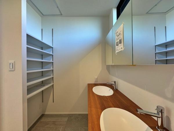 �_�ސ쌧���Ԏs�I������4���ڂ̐V�z��ˌ��Ă̐��ʑ�E���ʏ�