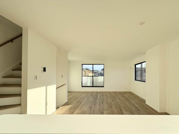 _ސ쌧qs4ڂ̐VzˌẴrO