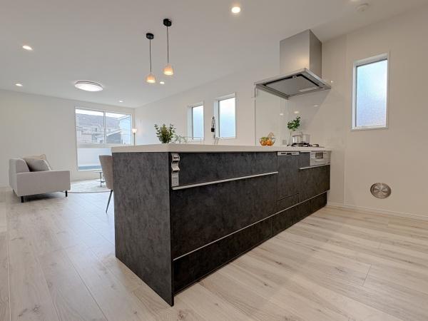 _ސ쌧ls΋抛6ڂ̐VzˌẴLb`