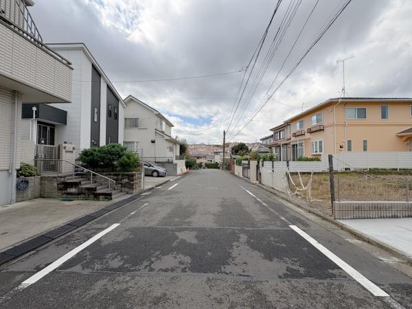 _ސ쌧ls΋抛6ڂ̐VzˌĂ̑OʓH܂ތnʐ^