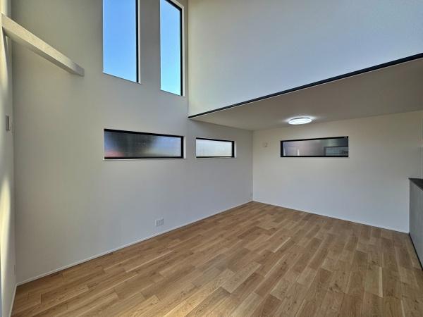 �_�ސ쌧���Ԏs�I������4���ڂ̐V�z��ˌ��ẴL�b�`��