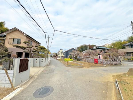 �_�ސ쌧���Ԏs�I������5���ڂ̓y�n�̑O�ʓ��H�܂ތ��n�ʐ^