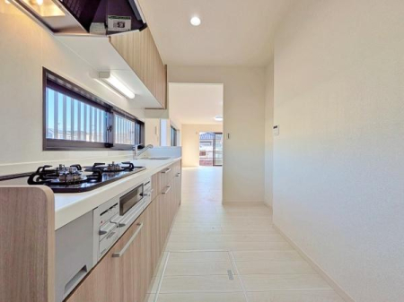 �_�ސ쌧���͌��s�����散��Ӗ{��5���ڂ̒��È�ˌ��ẴL�b�`��