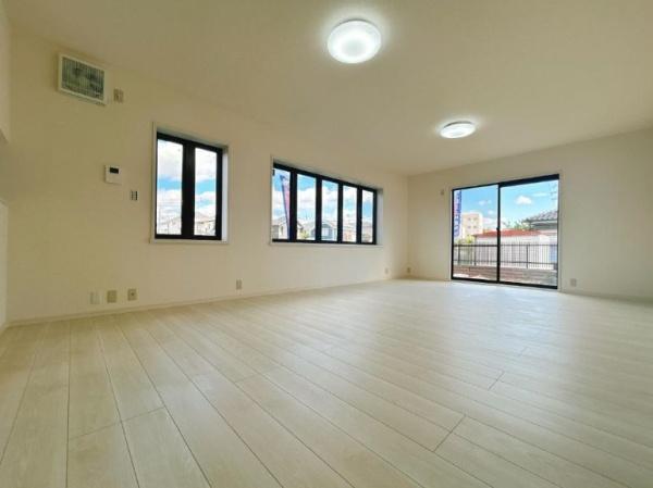 _ސ쌧͌s散Ӗ{5ڂ̒ÈˌẴrO