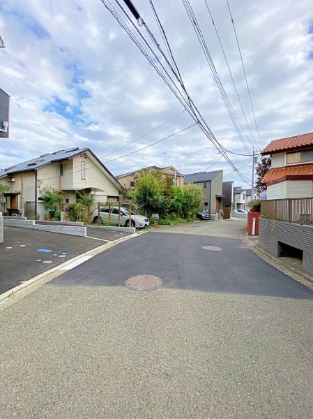 _ސ쌧lst`c4ڂ̐VzˌĂ̑OʓH܂ތnʐ^