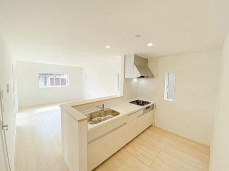 _ސ쌧lst`c4ڂ̐VzˌẴrO