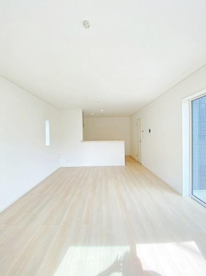 _ސ쌧lst`c4ڂ̐VzˌẴrO