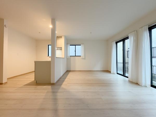 _ސ쌧ԎsI3ڂ̐VzˌẴrO