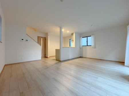 _ސ쌧ԎsI3ڂ̐VzˌẴrO