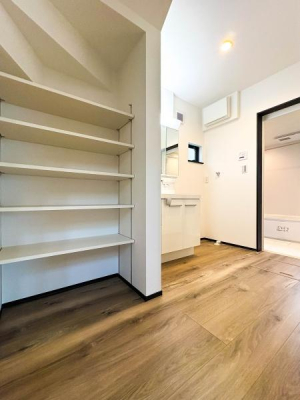 �_�ސ쌧���l�s�ߌ���k����7���ڂ̐V�z��ˌ��Ă̐��ʑ�E���ʏ�