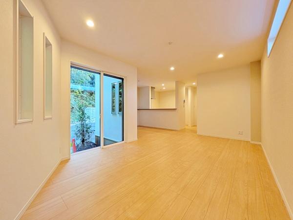 _ސ쌧ls΋Oے̐VzˌẴrO