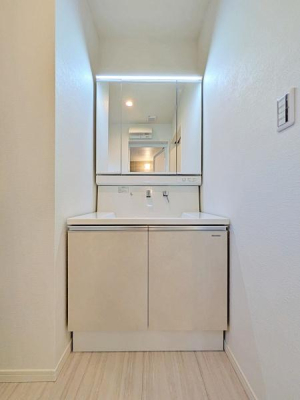 _ސ쌧ls΋Oے̐VzˌĂ̐ʑEʏ