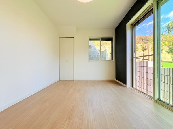 �_�ސ쌧���l�s������{���̐V�z��ˌ��Ă̗m��