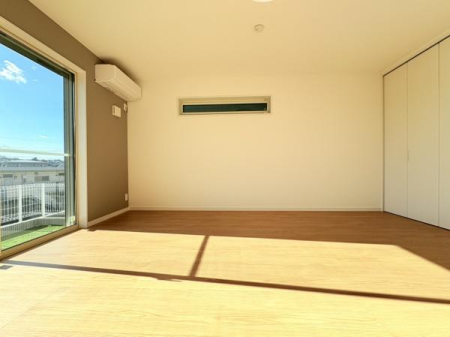 �_�ސ쌧���l�s������{���̐V�z��ˌ��Ă̗m��