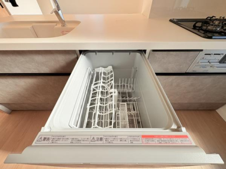 �_�ސ쌧���l�s������{���̐V�z��ˌ��ẴL�b�`��