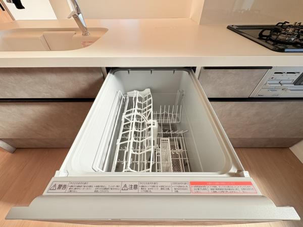 �_�ސ쌧���l�s������{���̐V�z��ˌ��ẴL�b�`��