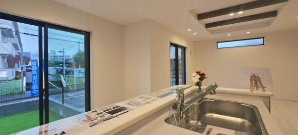 _ސ쌧lstj2ڂ̐VzˌẴrO