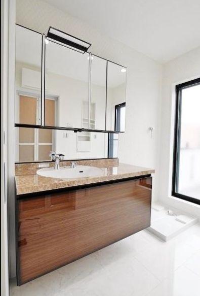 _ސ쌧͌sߊ3ڂ̒ÈˌĂ̐ʑEʏ