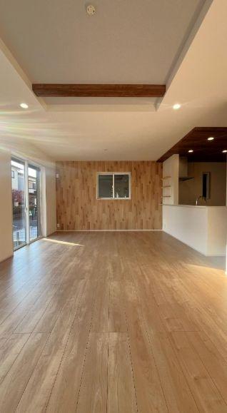 _ސ쌧sc3ڂ̐VzˌẴrO