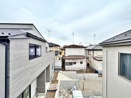 �_�ސ쌧���l�s�˒ˋ於�����̐V�z��ˌ��Ă̏Z�˂���̒��]�ʐ^