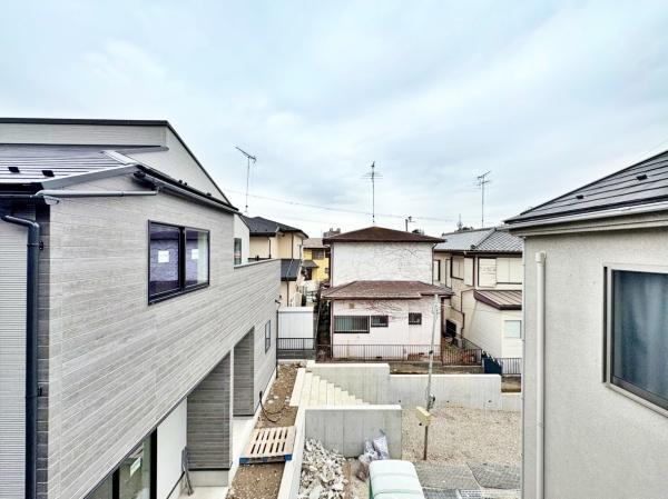 �_�ސ쌧���l�s�˒ˋ於�����̐V�z��ˌ��Ă̏Z�˂���̒��]�ʐ^