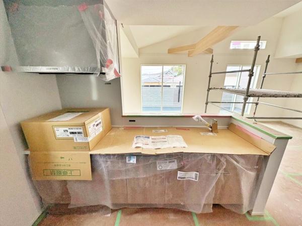 �_�ސ쌧���l�s�˒ˋ於�����̐V�z��ˌ��ẴL�b�`��