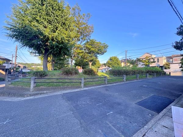 _ސ쌧lsh쎵1ڂ̐VzˌĂ̑OʓH܂ތnʐ^