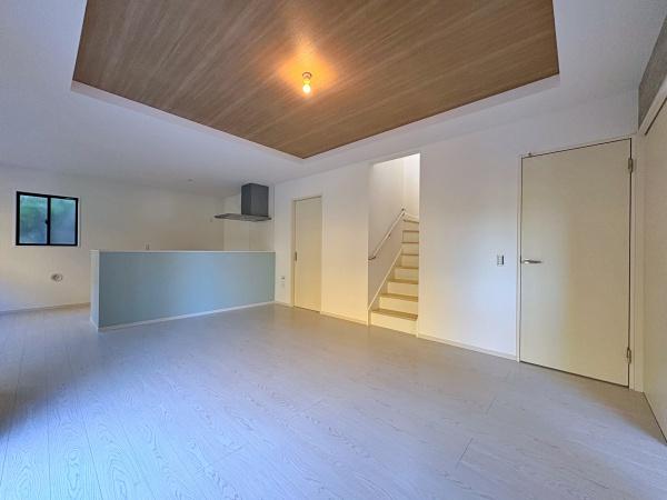 _ސ쌧lsh쎵1ڂ̐VzˌẴrO