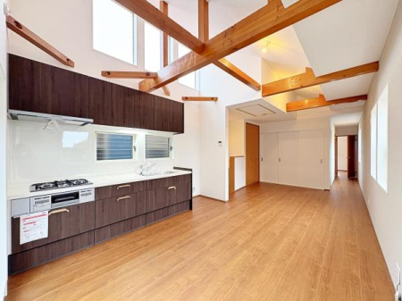 �_�ސ쌧���l�s�`������6���ڂ̒��È�ˌ��Ẵ��r���O