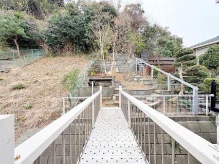 �_�ސ쌧���l�s�`������6���ڂ̒��È�ˌ��Ẵo���R�j�[