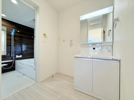 �_�ސ쌧���{��s����6���ڂ̐V�z��ˌ��Ă̐��ʑ�E���ʏ�