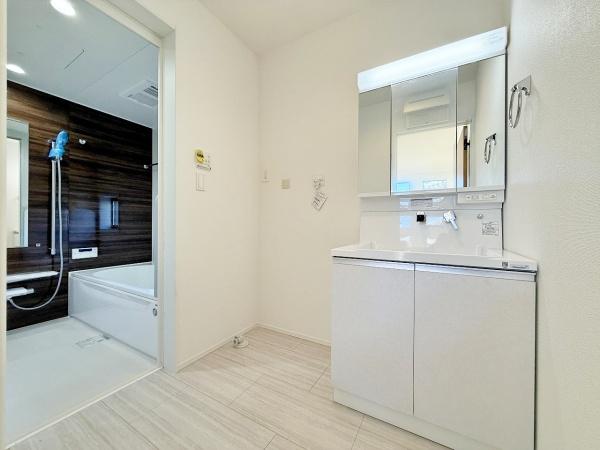 �_�ސ쌧���{��s����6���ڂ̐V�z��ˌ��Ă̐��ʑ�E���ʏ�