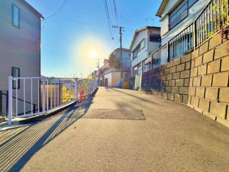 _ސ쌧ls̐VzˌĂ̑OʓH܂ތnʐ^