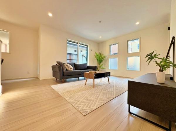 _ސ쌧ls`扺iJ5ڂ̐VzˌẴrO