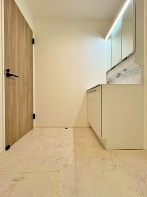 _ސ쌧ls`扺iJ5ڂ̐VzˌĂ̐ʑEʏ