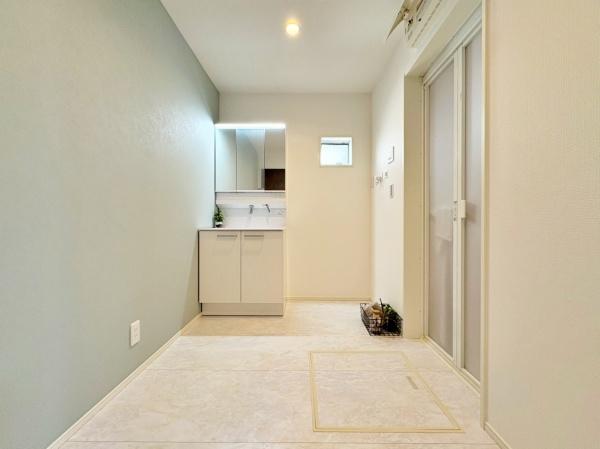 scsc2ڂ̐VzˌĂ̐ʑEʏ