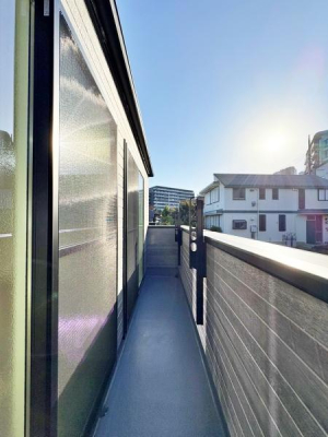 scsc2ڂ̐VzˌẴoRj[