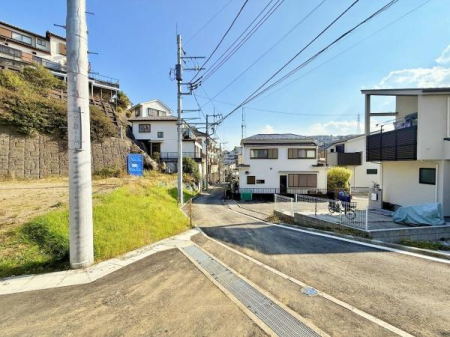 _ސ쌧ls撆4ڂ̐VzˌĂ̑OʓH܂ތnʐ^