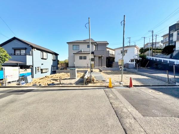 �_�ސ쌧���l�s�����x����1���ڂ̐V�z��ˌ��Ă̌��n�O�ώʐ^