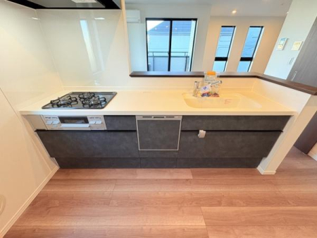 �_�ސ쌧����s�Ó��4���ڂ̐V�z��ˌ��ẴL�b�`��