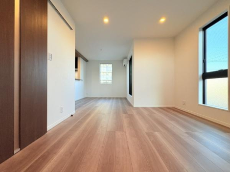 �_�ސ쌧����s�Ó��4���ڂ̐V�z��ˌ��Ẵ��r���O